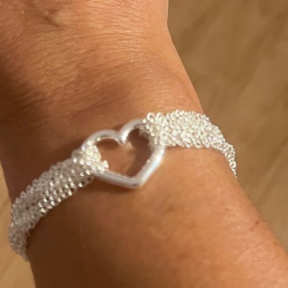 The Mesh Chain Heart Toggle Bracelet 925 - Picture 10 of 14